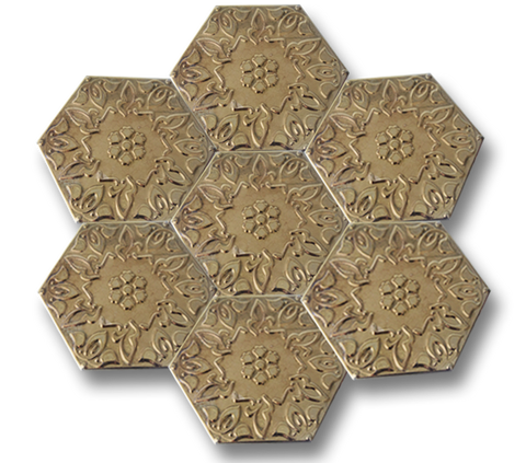Hexagonal Alya Patterned Gold Ceramic (15x17 cm)